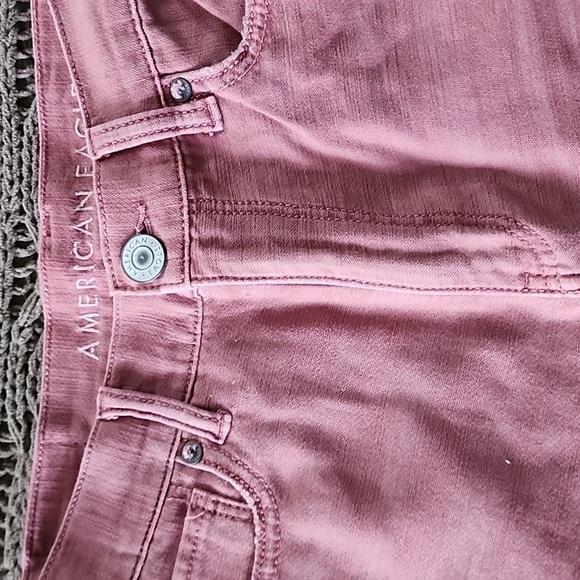 American Eagle Mom Short - Picture 3 of 4